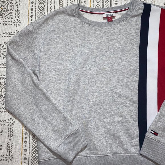 Tommy Hilfiger Women's Crew Neck Sweatshirt Medium - Picture 4 of 12